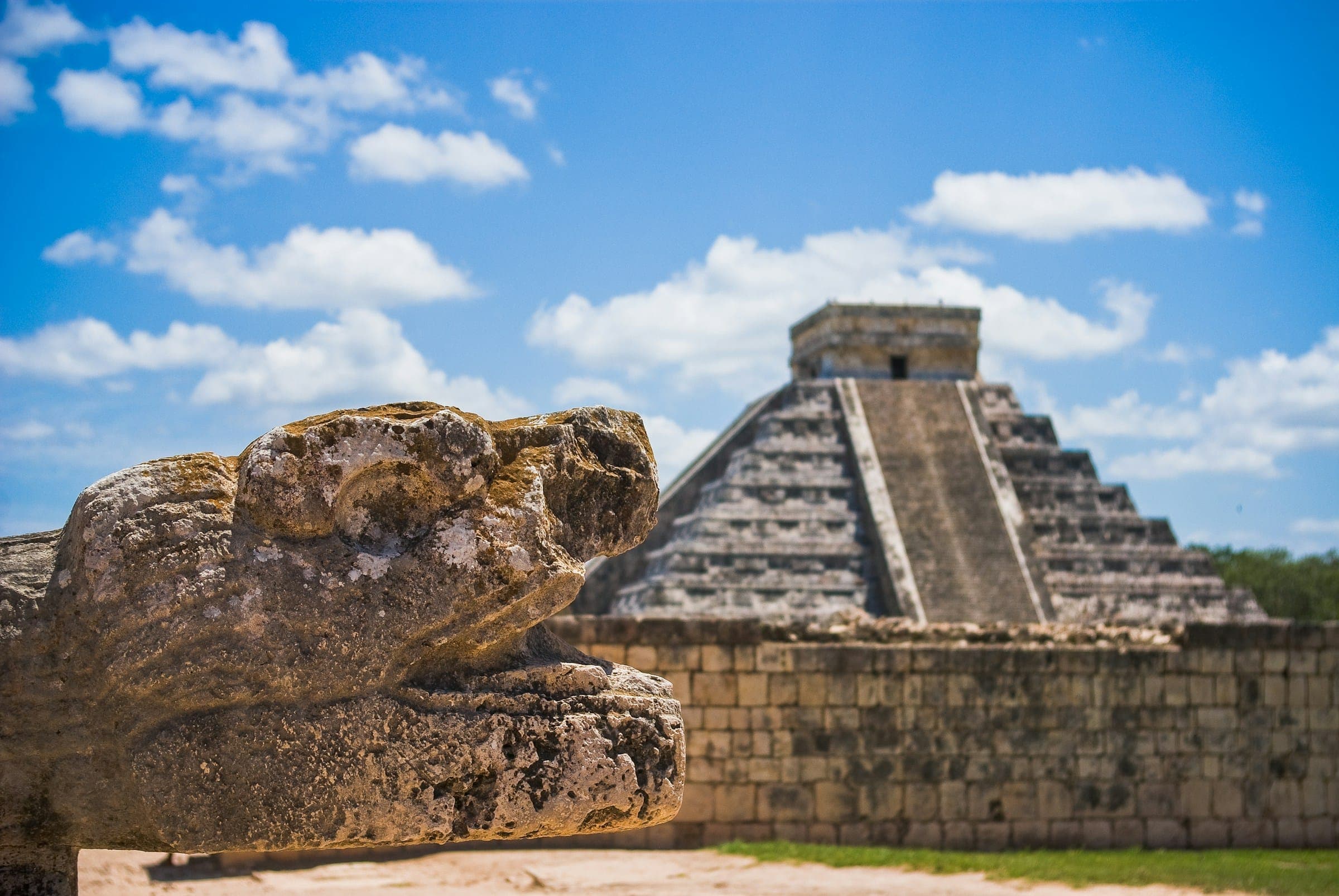 Piramide El Castillo in Chichén Itzá, Mexico