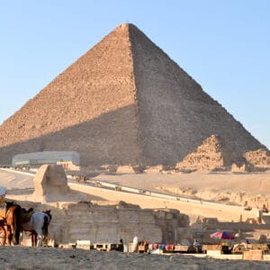 intro-egypte-gizeh-piramide-shutterstock_1078328066-7 Rondreis EGYPTE 'KORT'; In de voetsporen van de farao's
